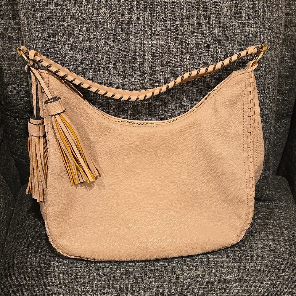 EUC tassel shoulder bag purse